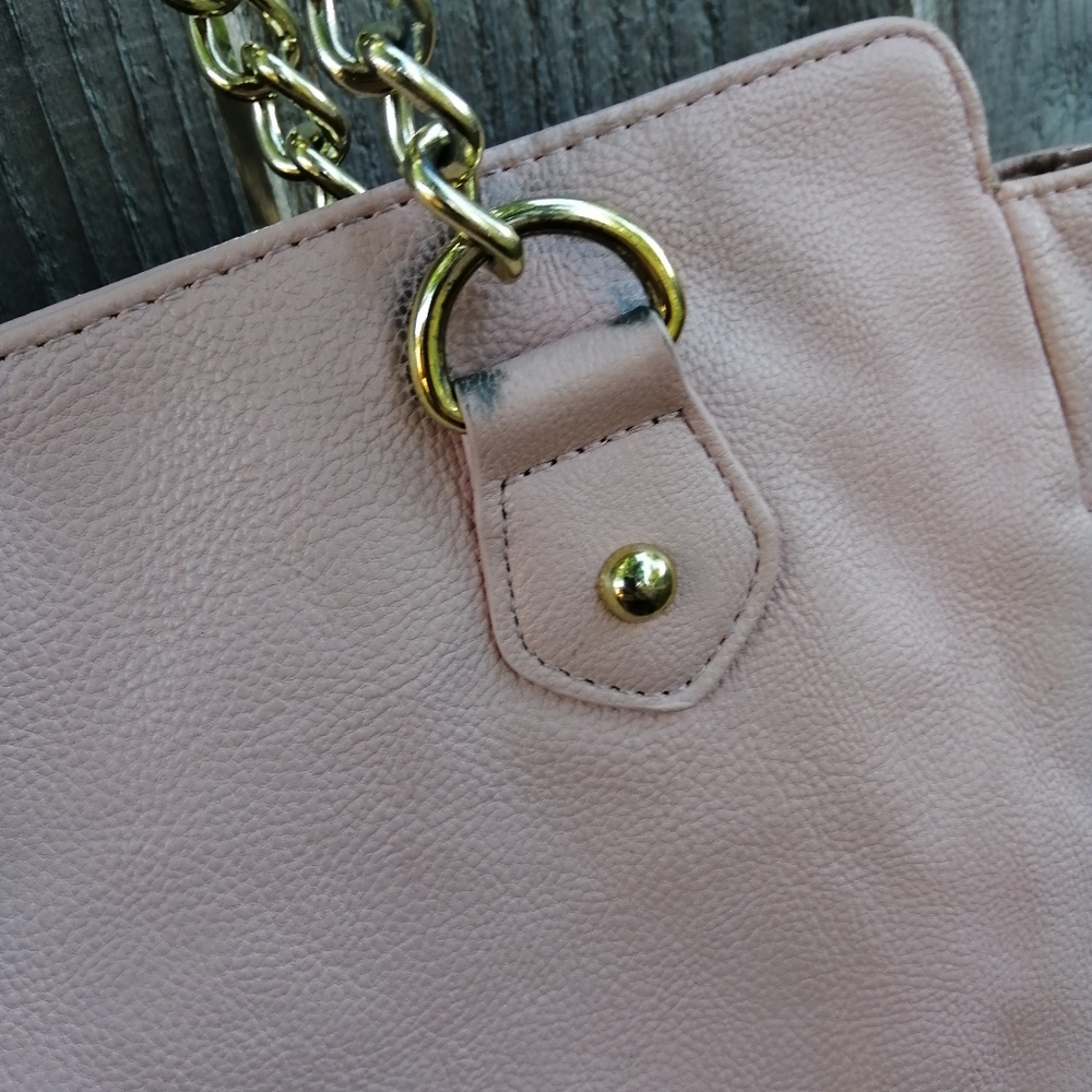 Sold on M betsey johnson glitter bow tote bag - Picture 3 of 9